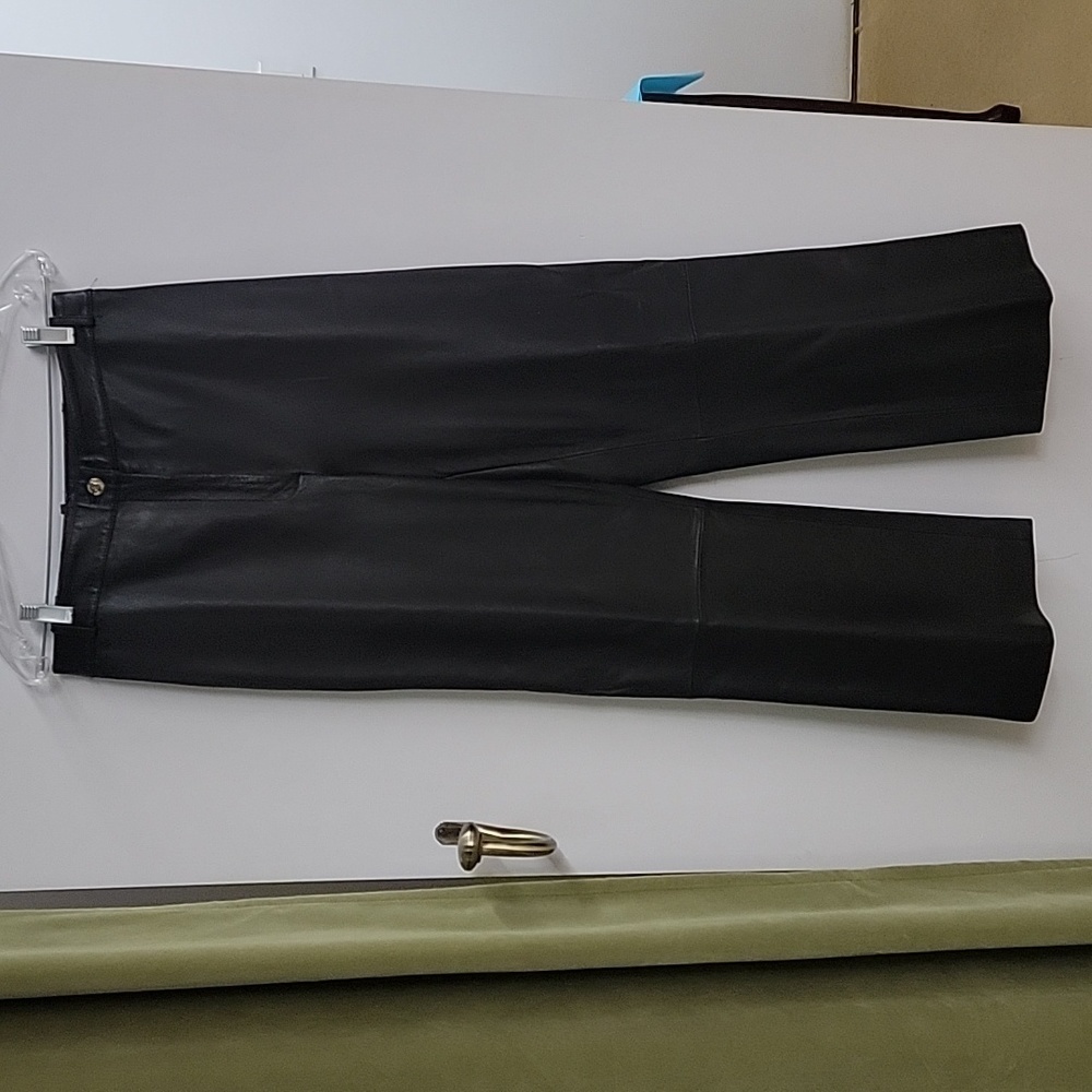 St. John Couture 100% Genuine Leather Black Pants Size 16